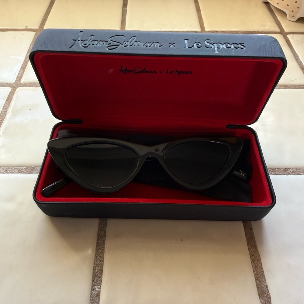 Adam Selman x Le Specs Black Cat-Eye Sunglasses